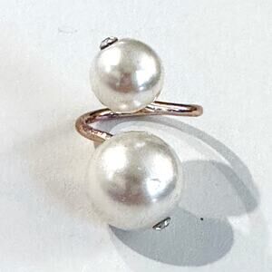Double Pearl Ring